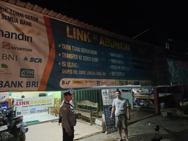 Polsek Manuhing Patroli Malam Hari, Pastikan Wilayah Hukunya Tetap Aman