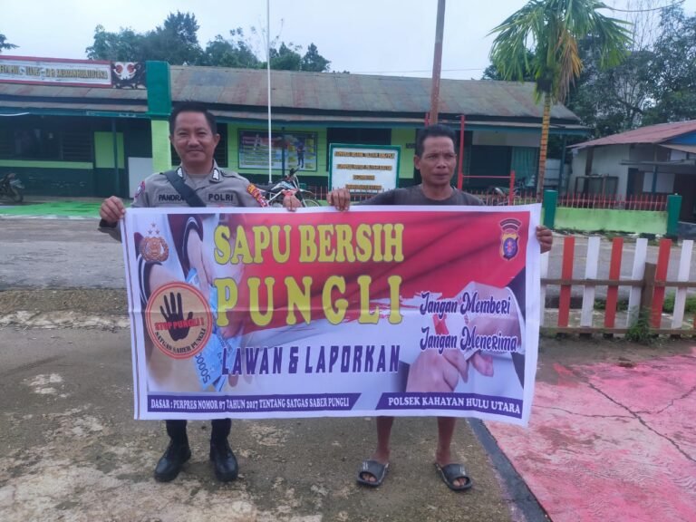 Berantas Pungli, Jamin Pelayanan Bersih: Polsek Kahut Edukasi Masyarakat