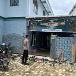 Beri Rasa Aman bagi Jamaah Sholat Jumat di Masjid Al-Mujahidin, Polsek Manuhing Rutin Patroli