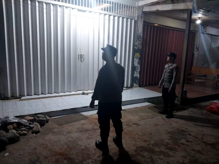 Patroli Malam Hari, Polsek Kahayan Hulu Utara Jaga Keamanan Wilayah