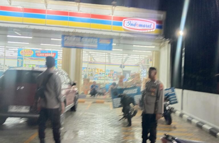 Tingkatkan Patroli Malam Hari, Untuk Ciptakan Kamtibmas Kondusif Wilayah Polsek Sepang