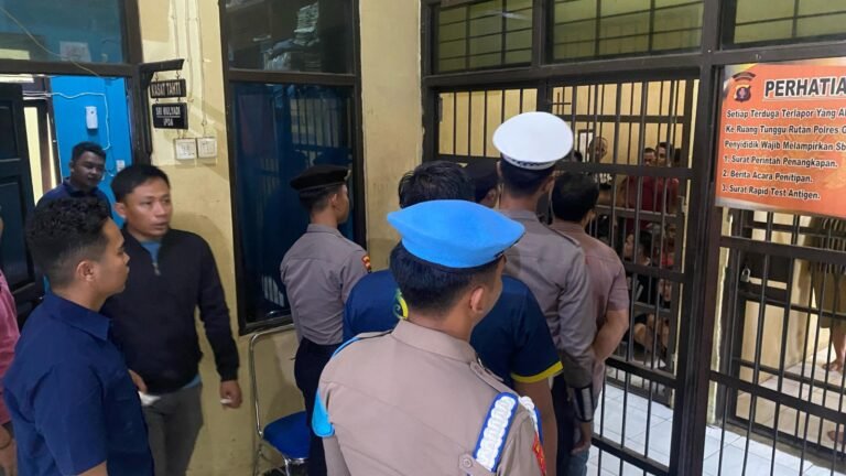 Polres Gunung Mas: Cegah Barang Terlarang,  Rutin Periksa Tahanan